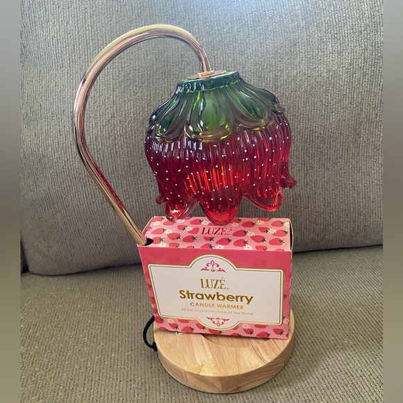 luze Other - Viral Strawberry Shortcake Candle Warmer